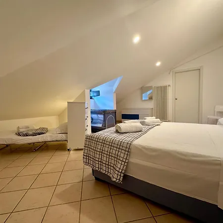 Attico - Piazza - Finalborgo Apartment Finale Ligure