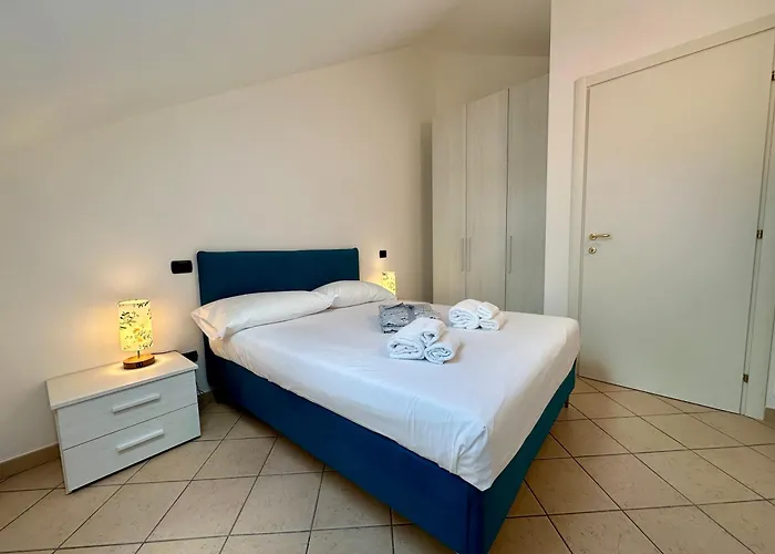 Attico - Piazza - Finalborgo דירה *