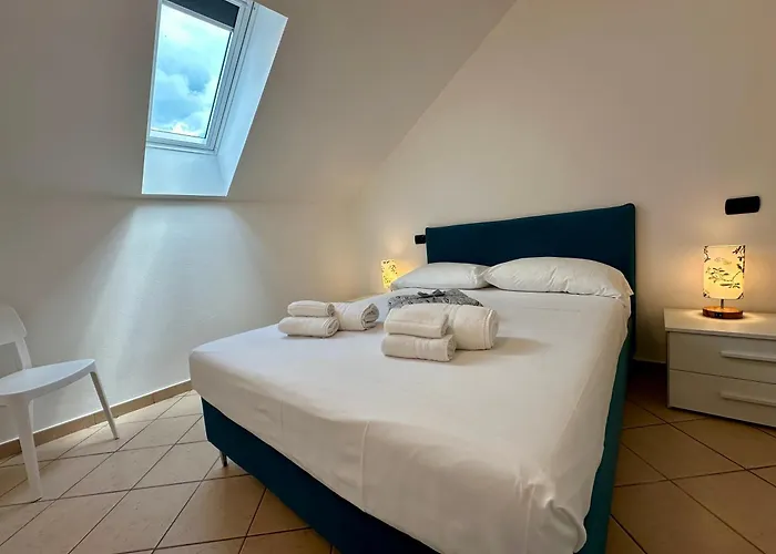 Attico - Piazza - Finalborgo דירה פינאלה ליגורה