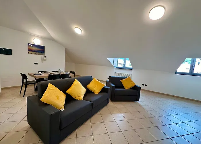 דירה Attico - Piazza - Finalborgo פינאלה ליגורה