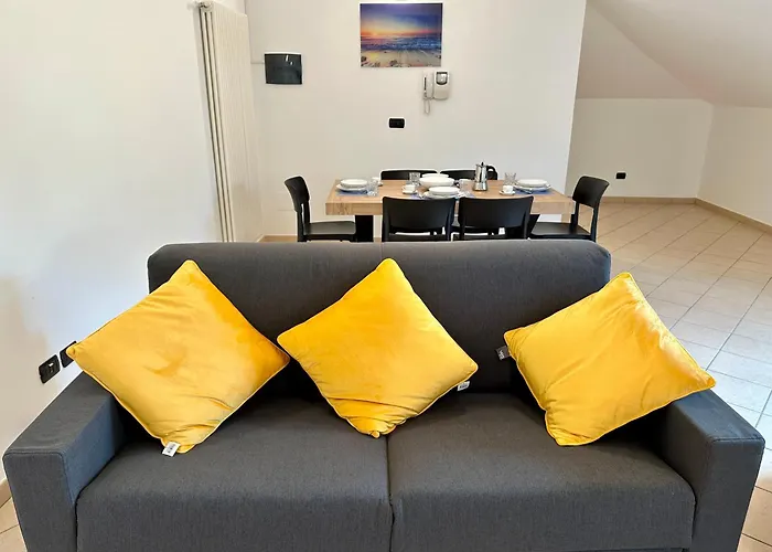 Attico - Piazza - Finalborgo דירה